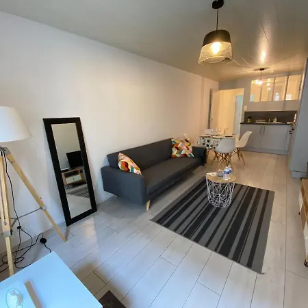 Mister Charles Est Cosy - Place Du Marche 3* * Nancy