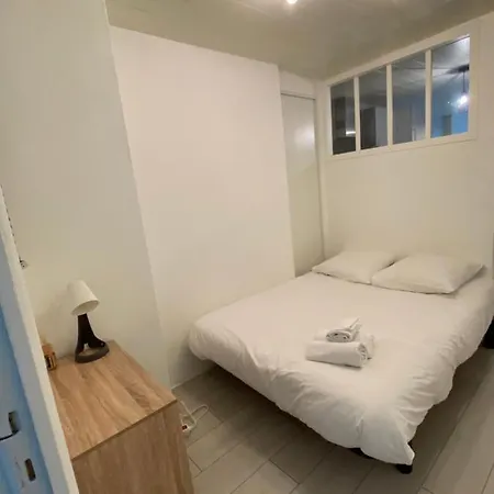 Mister Charles Est Cosy - Place Du Marche 3* Apartment *
