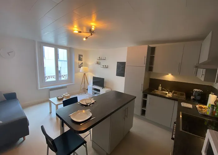 - Les Cosy De - Place Du Marche, Proche Gare